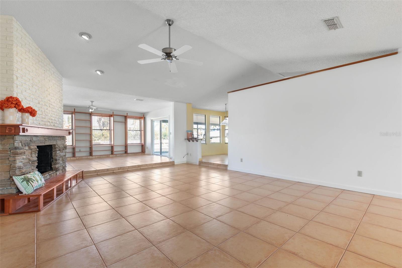 SEABRIDGE SOUTH - Residential