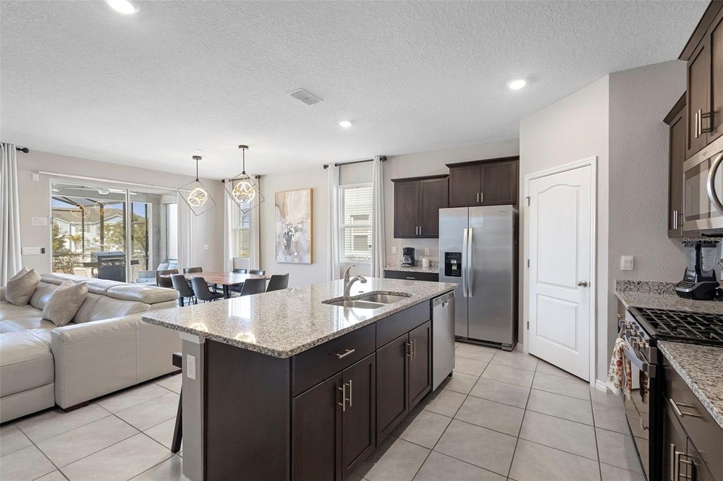 Photo of 7592 Oakmoss Loop, Davenport, FL 33837 (MLS # G5108167)