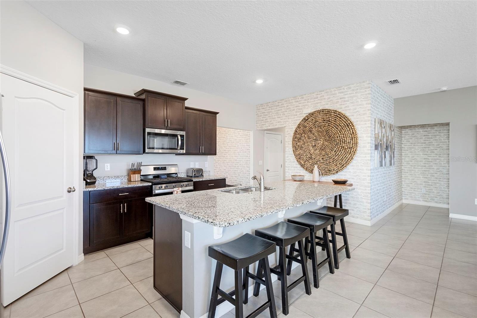 SOLTERRA PH 2D - Residential