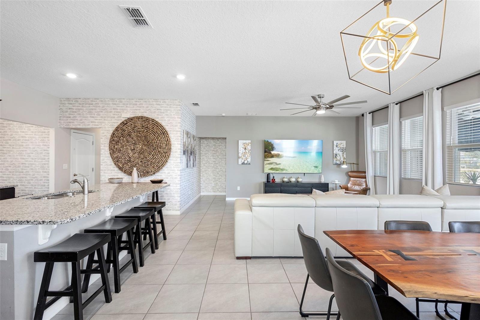 SOLTERRA PH 2D - Residential