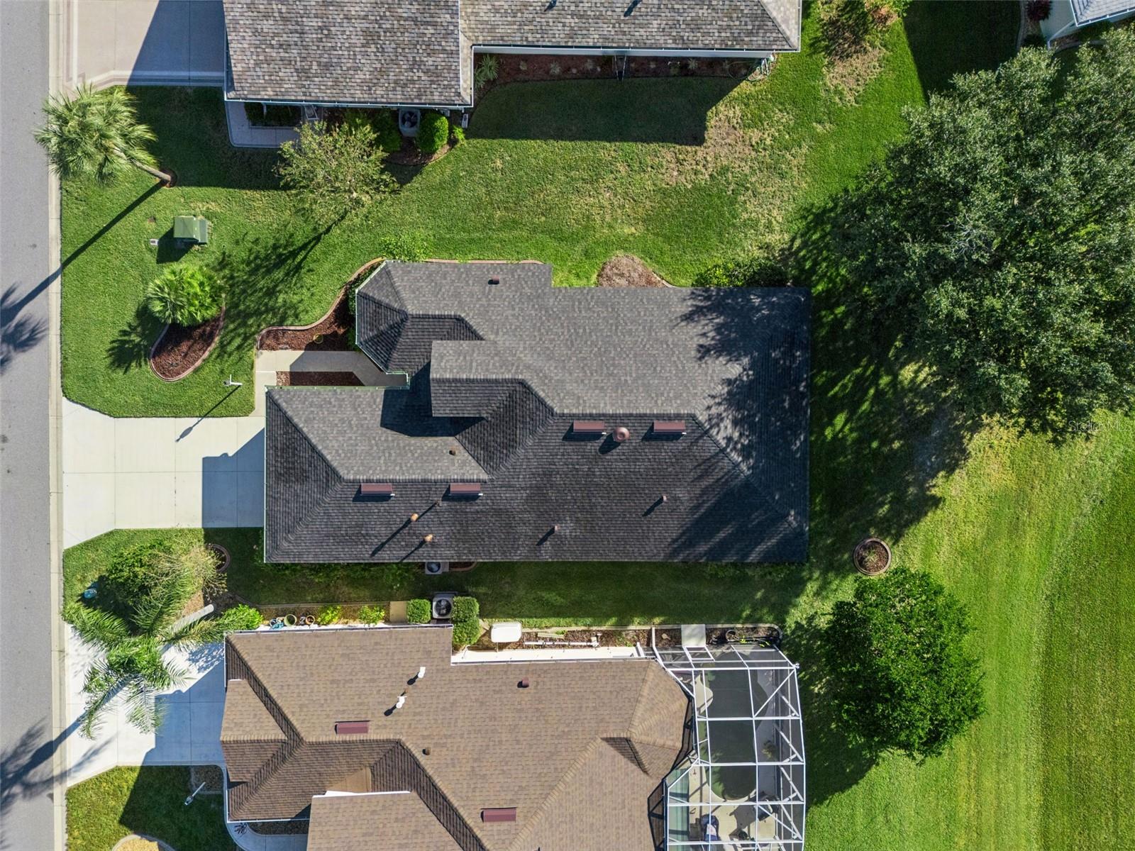 ROYAL HIGHLANDS PH 02 LT 992 ORB 1976 PG 173 - Residential