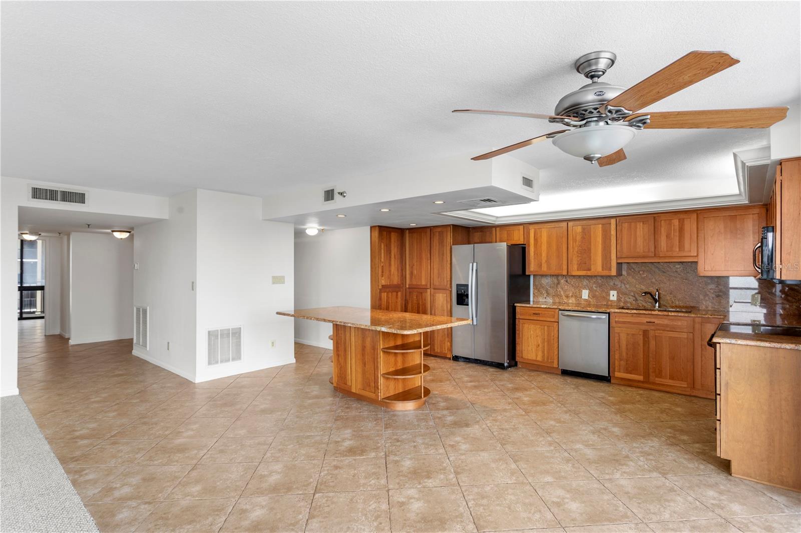 MONTE CARLO TOWERS A CONDOMINI - Residential