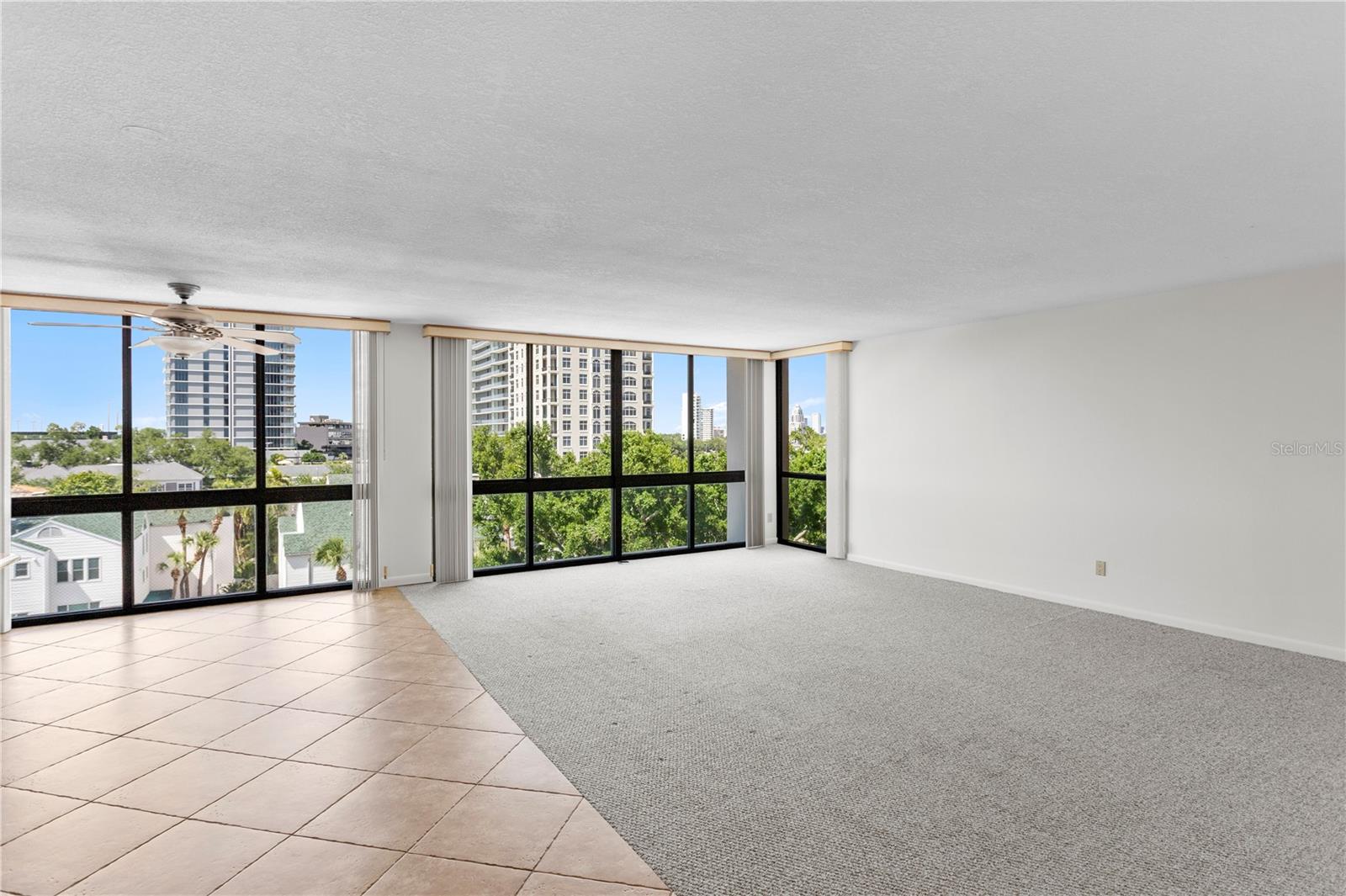 MONTE CARLO TOWERS A CONDOMINI - Residential