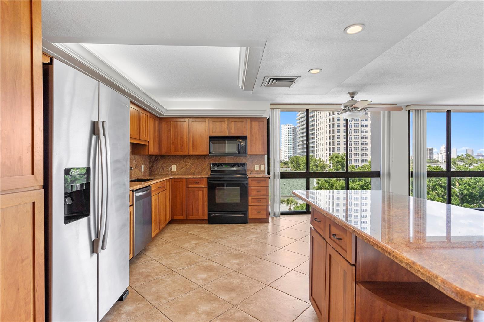 MONTE CARLO TOWERS A CONDOMINI - Residential