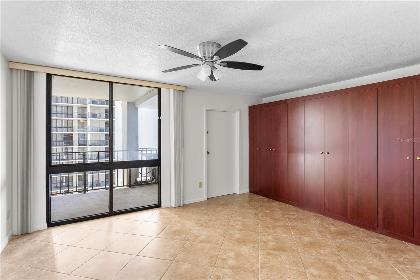 MONTE CARLO TOWERS A CONDOMINI - Residential