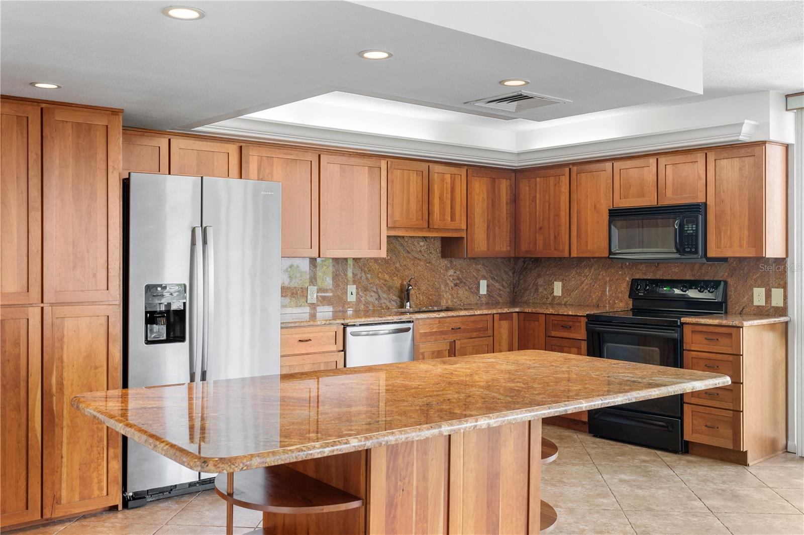 MONTE CARLO TOWERS A CONDOMINI - Residential