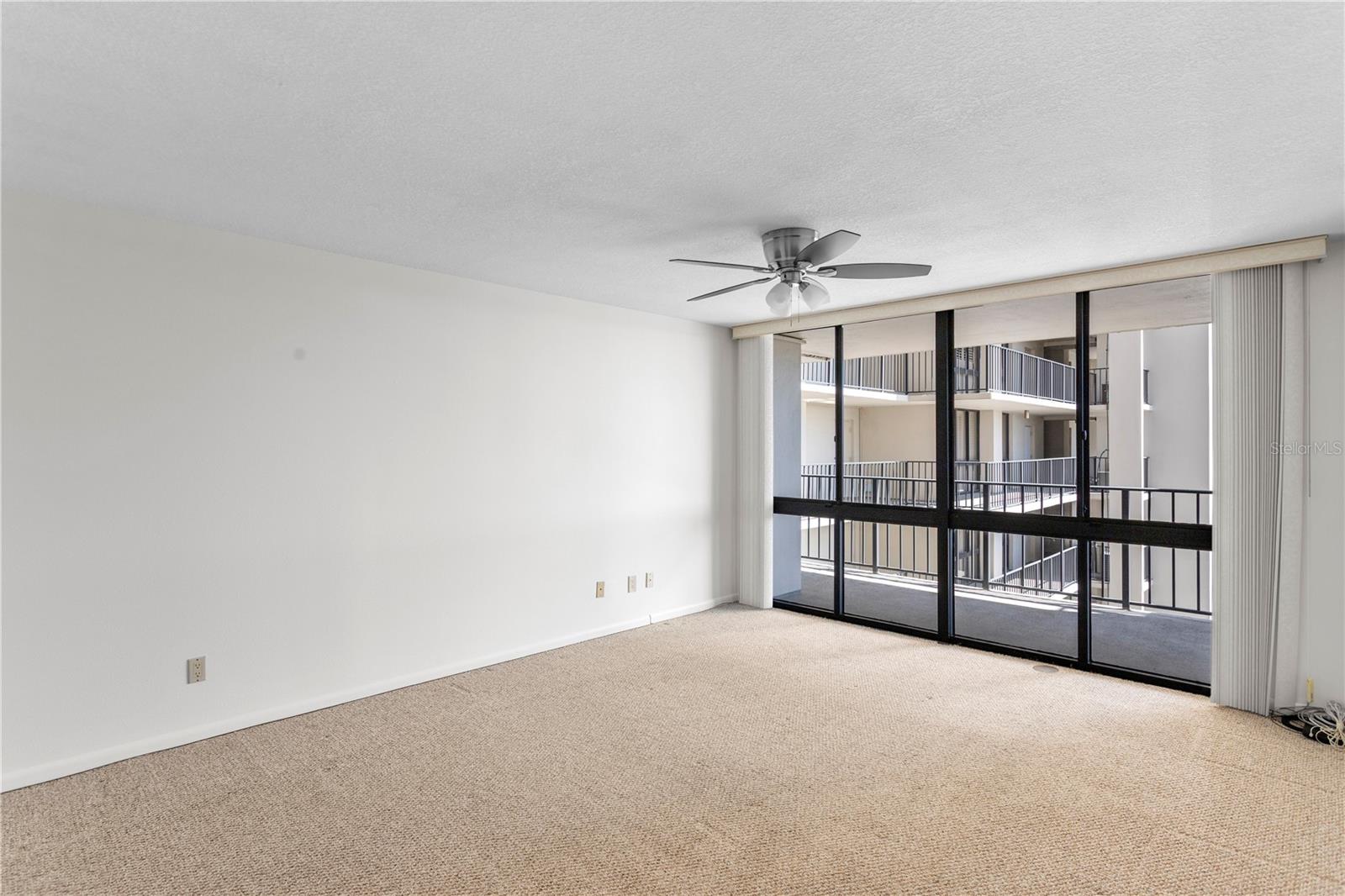 MONTE CARLO TOWERS A CONDOMINI - Residential