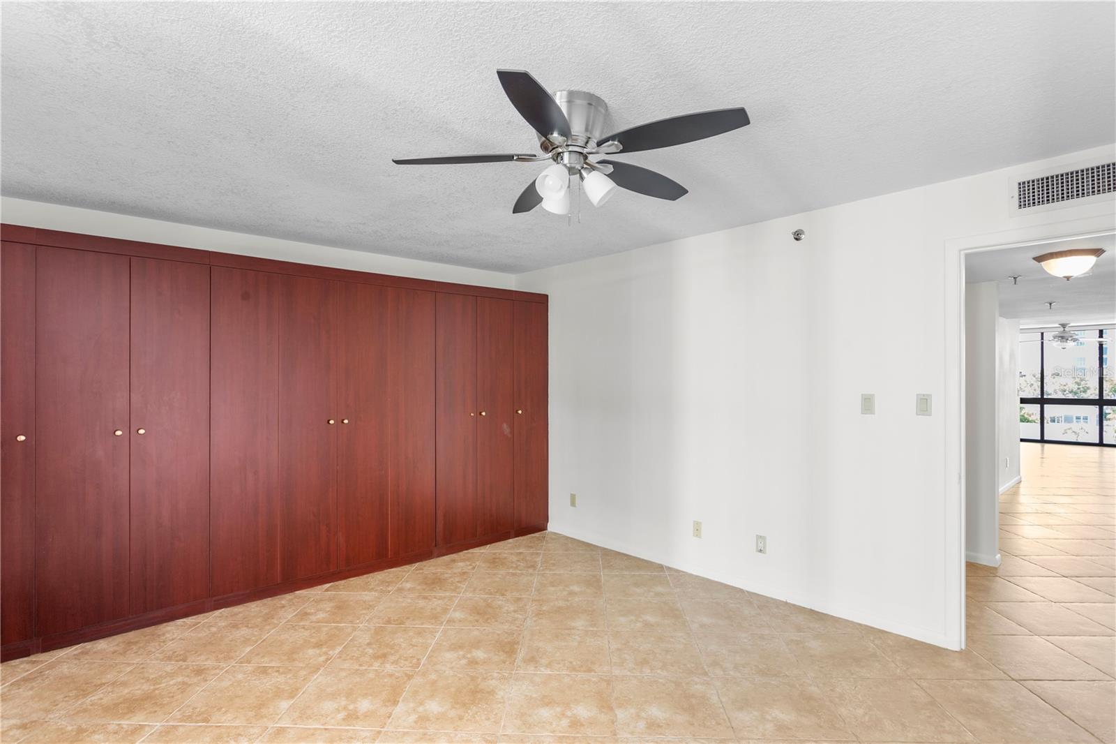 MONTE CARLO TOWERS A CONDOMINI - Residential