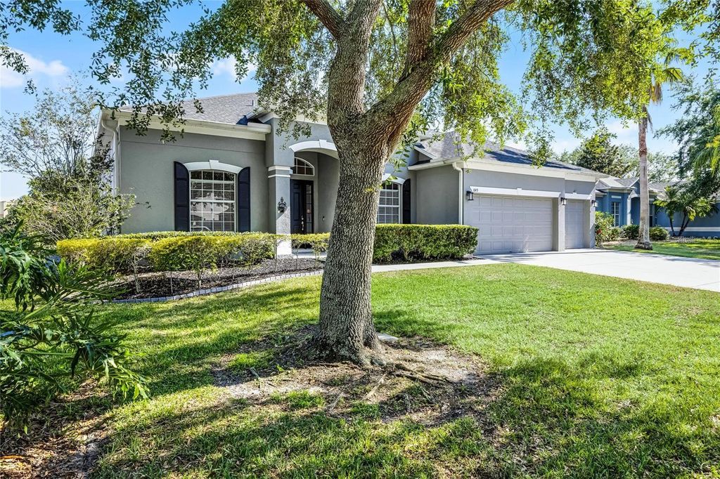 Photo of 849 Shadowmoss Drive, Winter Garden, FL 34787 (MLS # O6402463)