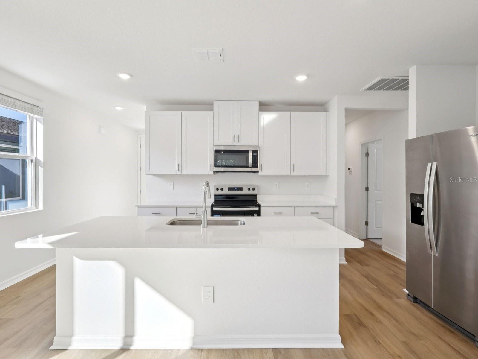 MAGNOLIA BAY - Residential