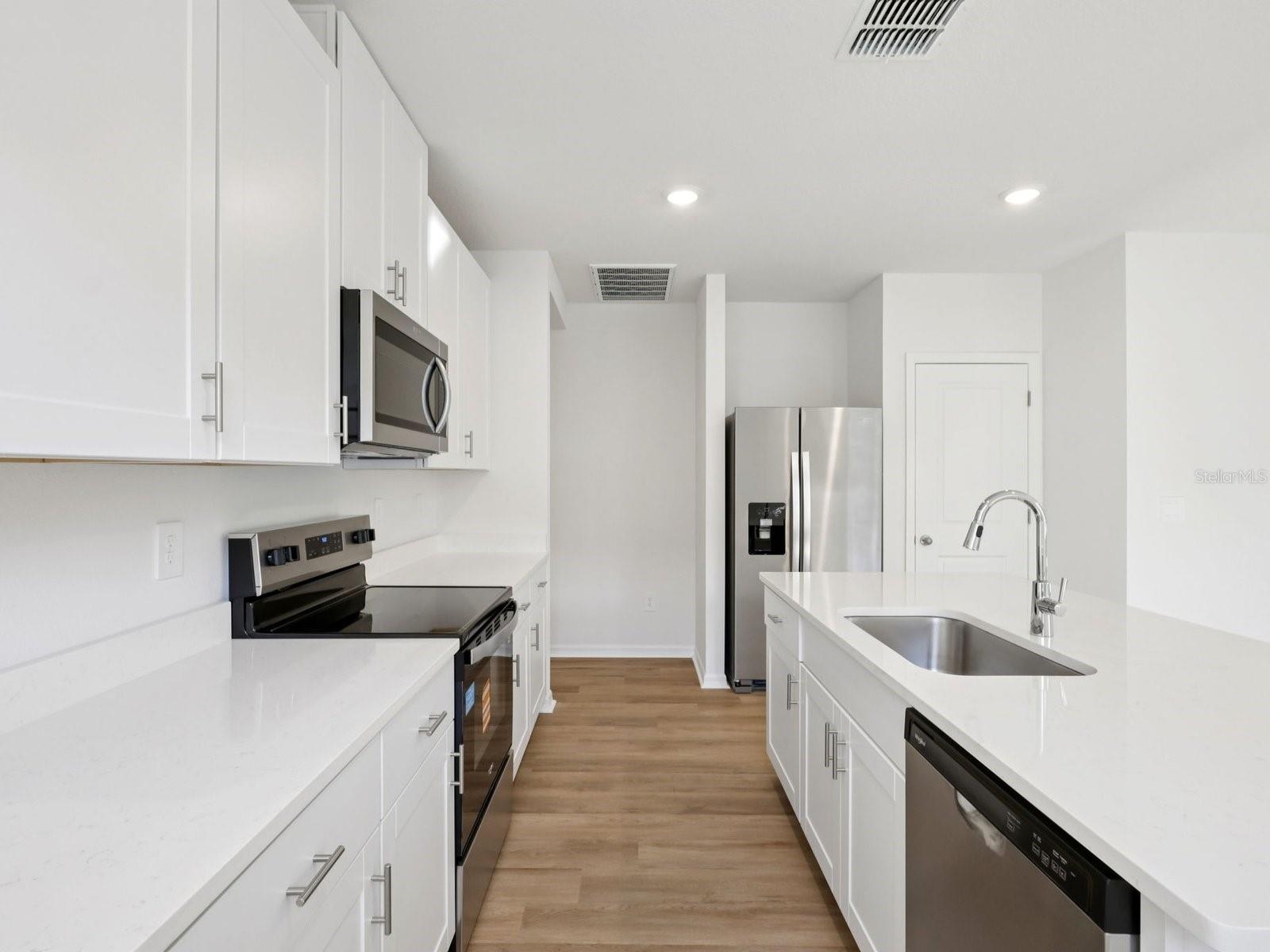 316 LAZY SHORE DRIVE