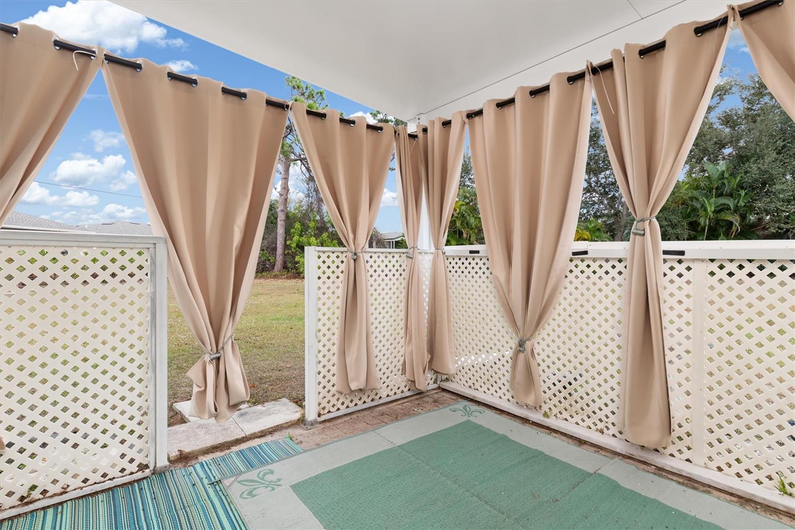 SANDALHAVEN ESTATES - Residential