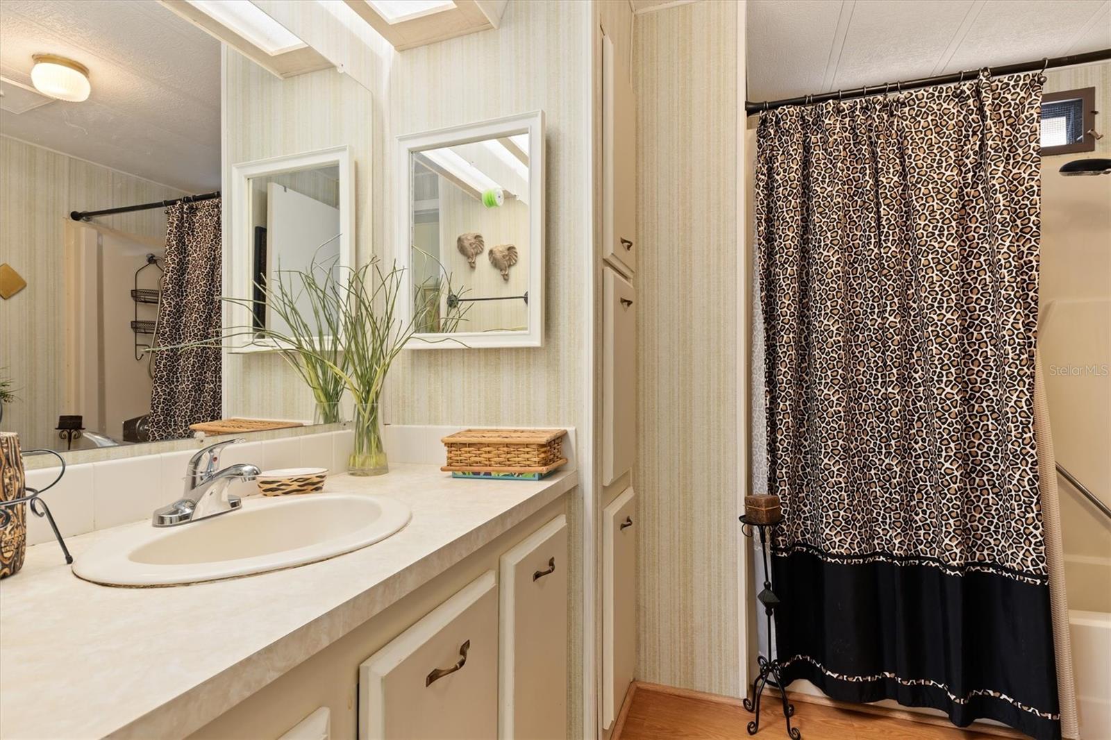 SANDALHAVEN ESTATES - Residential