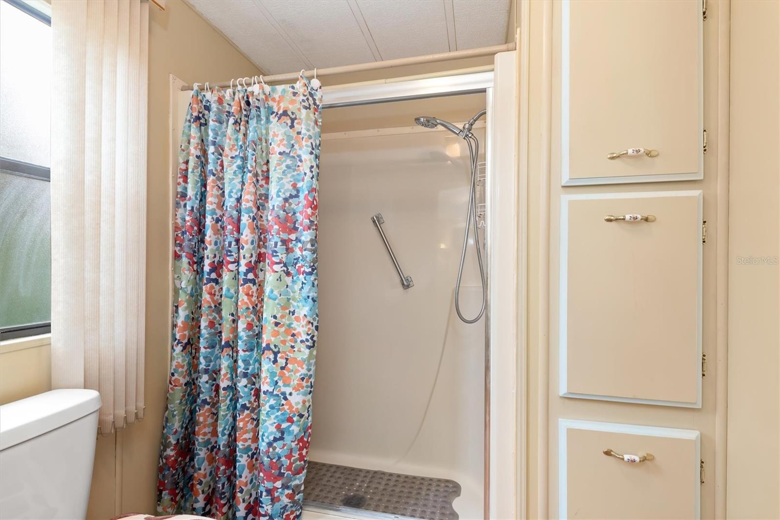 SANDALHAVEN ESTATES - Residential