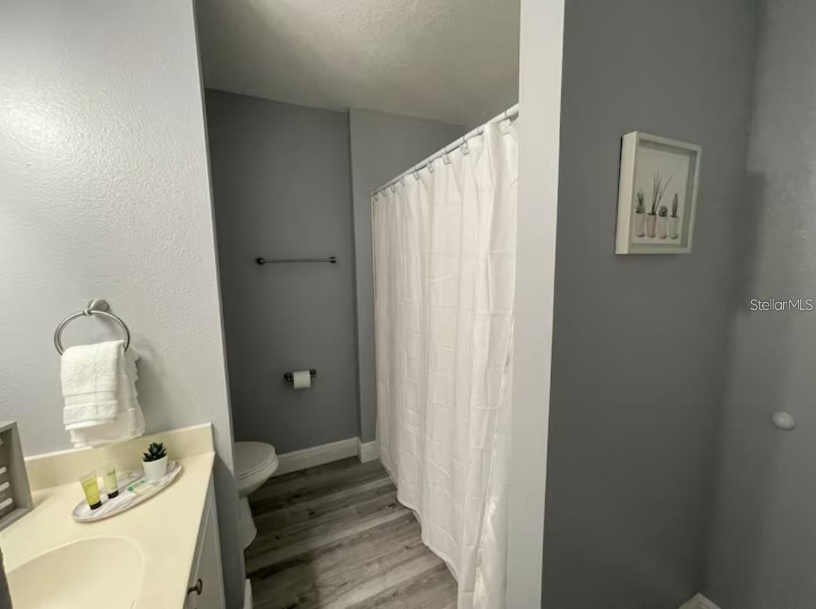 CLUB CORTILE CONDO PH 6 - Residential Lease