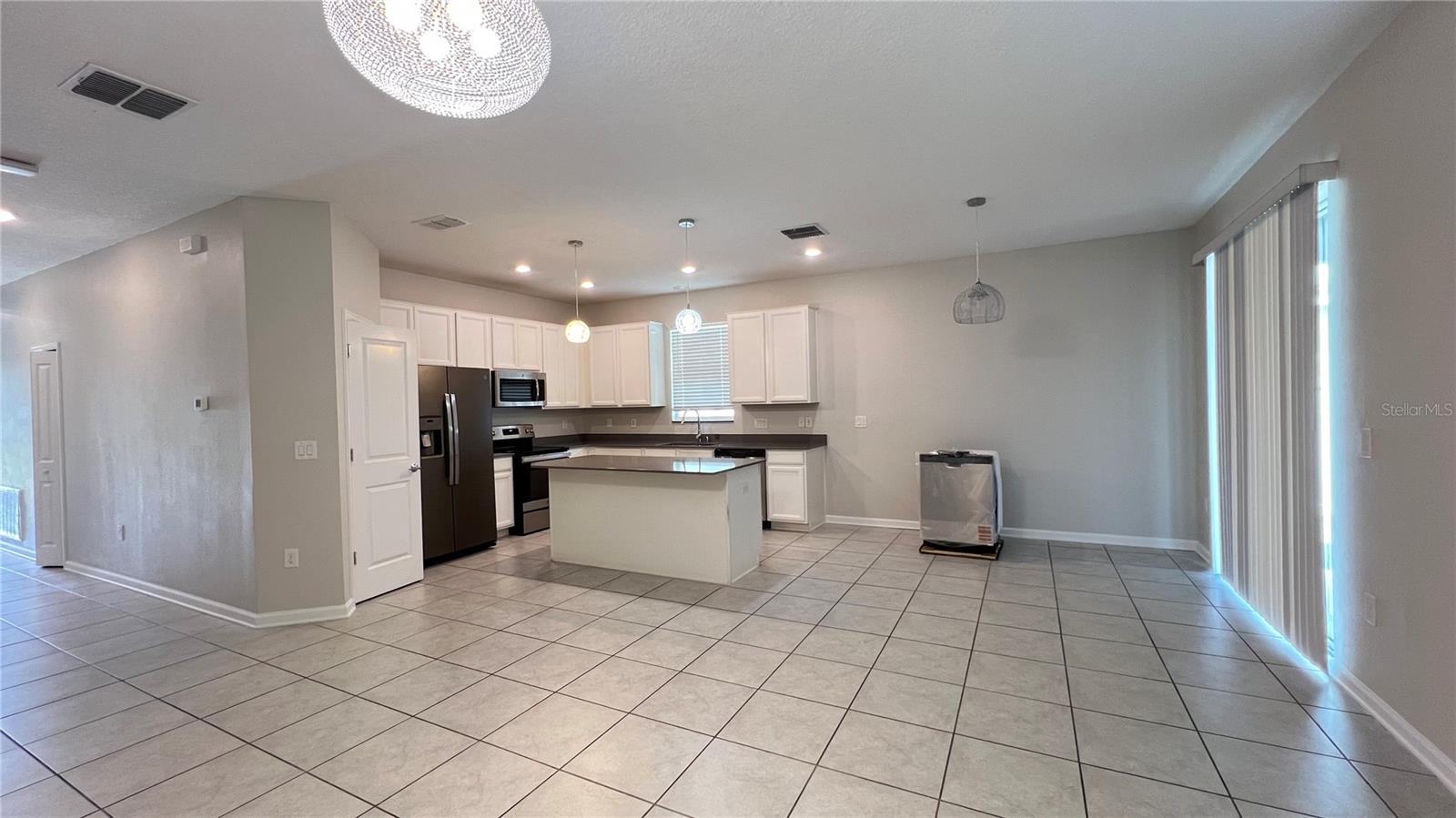 GREATER LAKES PH 4 - Residential Lease