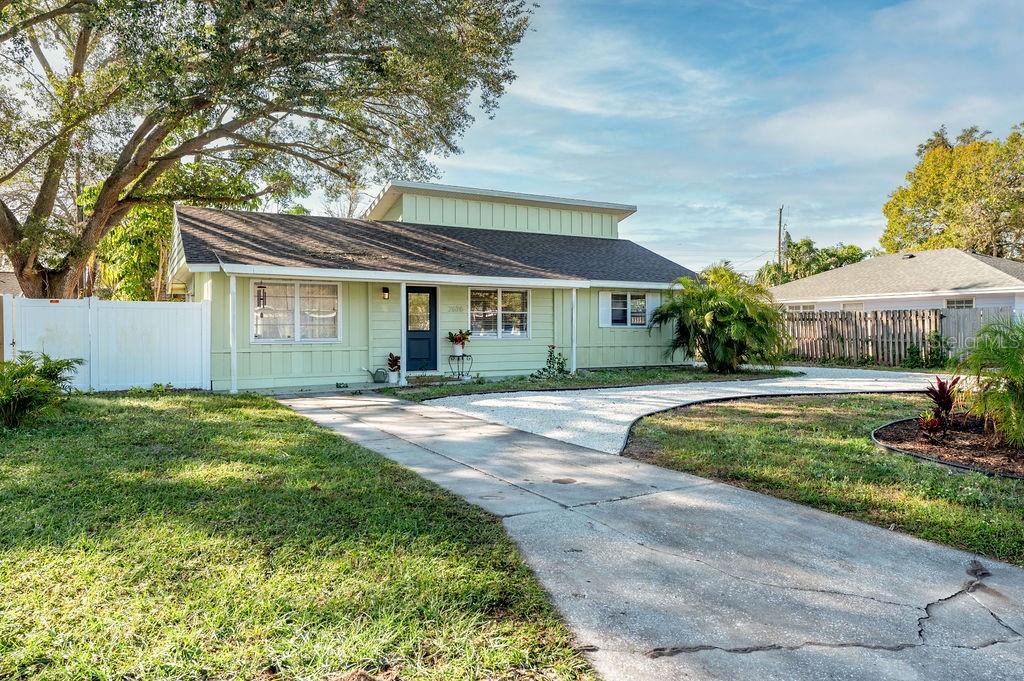 Available for move-in... short term or long term, furnished or unfurnished. This gem of a remodeled home is in an incredibly convenient location... it is close to public transportation, shopping & restaurants of downtown Sarasota, the soft sands and warm Gulf Waters of Lido Beach and Siesta Key Beach & is only blocks from the Legacy Trail where you can walk, run or ride your bikes from downtown all the way to Venice! You will love this light & bright home with a beautiful spacious master bedroom suite and 2 extra bedrooms. You will love the beautiful shaded back yard area to enjoy nature & the beautiful outdoor living. A short term or an annual rental is possible (reach out to Realtor/owner to talk about details of rates for each)... reach out with questions!