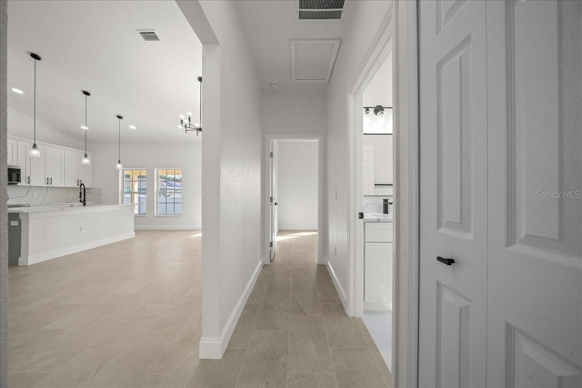 ROLLING RANCH ESTATE - Residential
