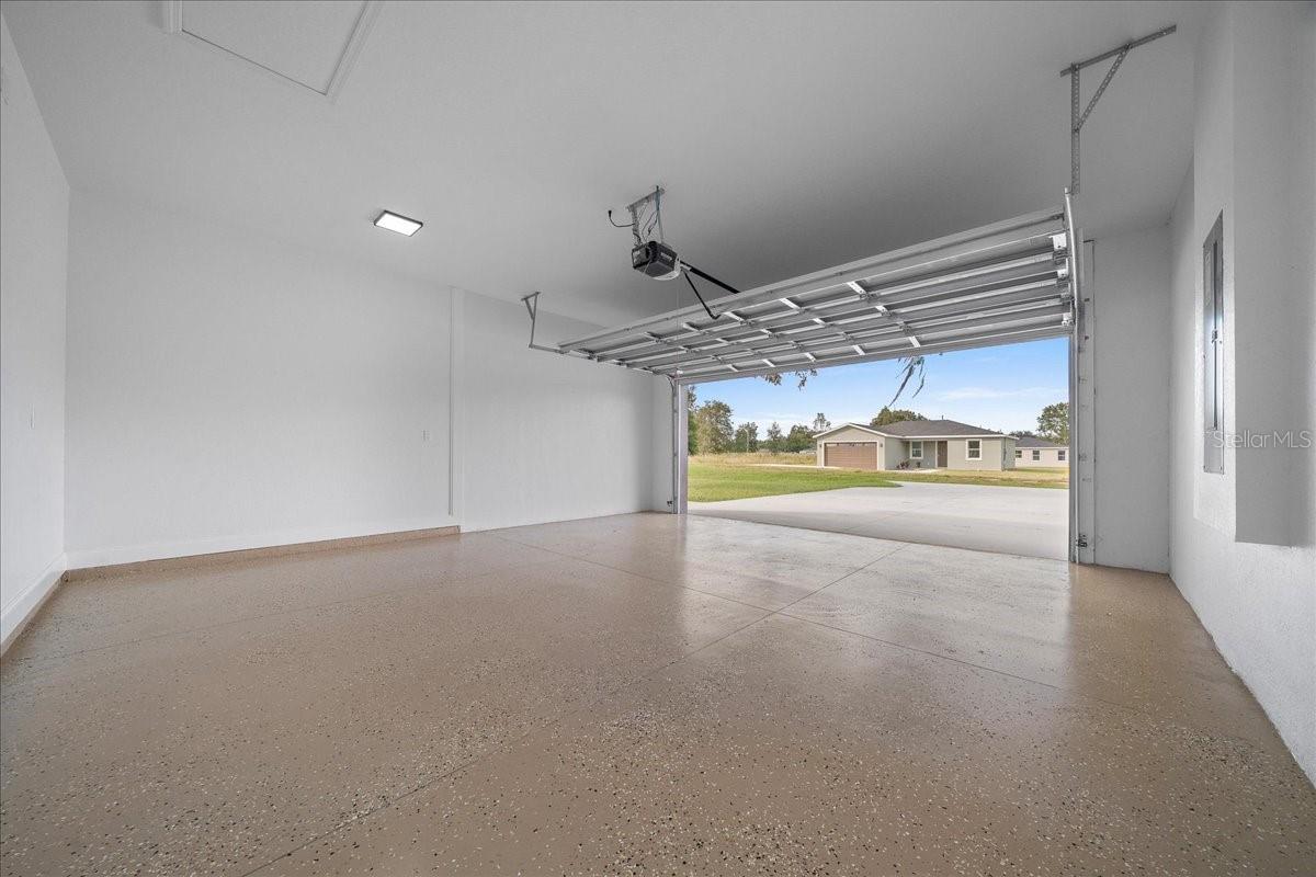 ROLLING RANCH ESTATE - Residential