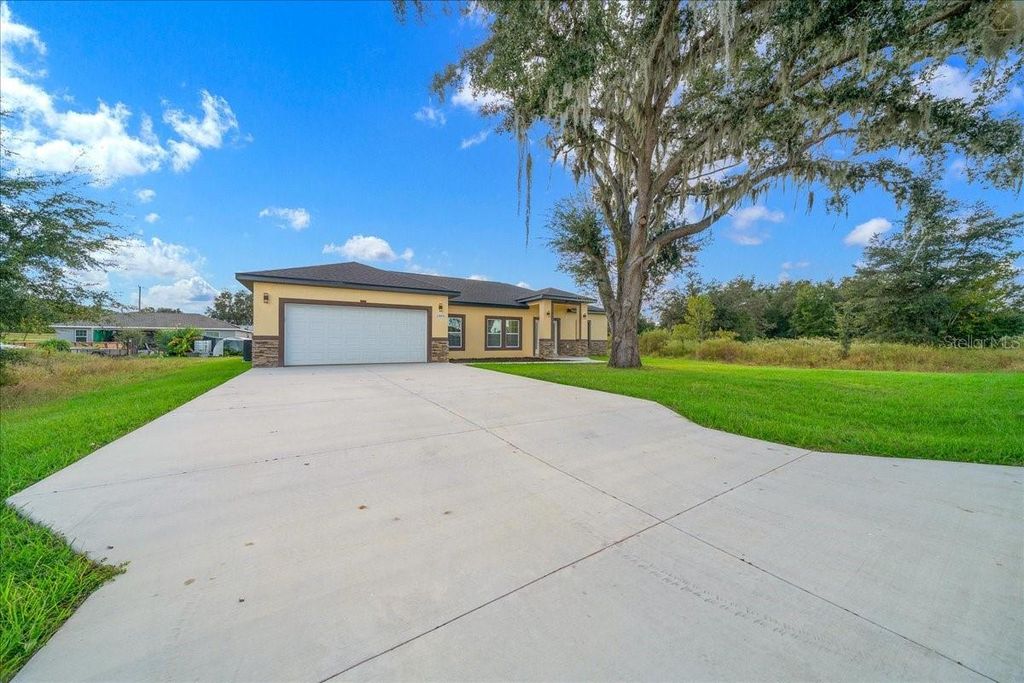 Photo of 13074 SW 104th, Dunnellon, FL 34432 (MLS # OM711762)