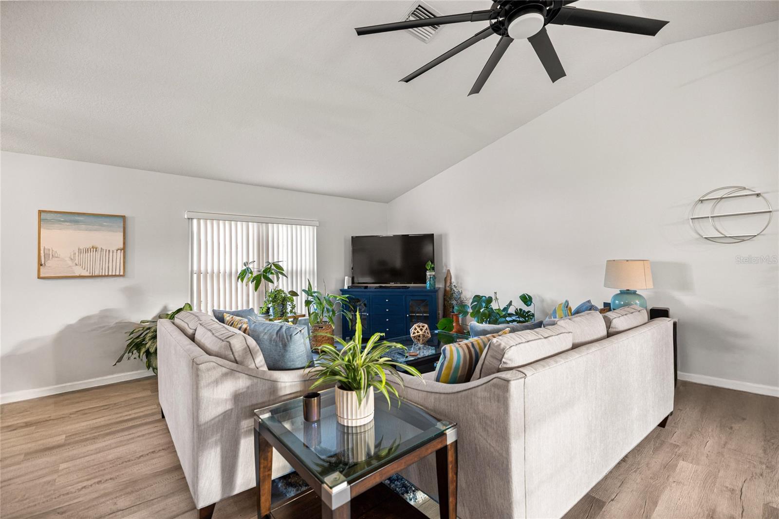HARVEST MDW - Residential