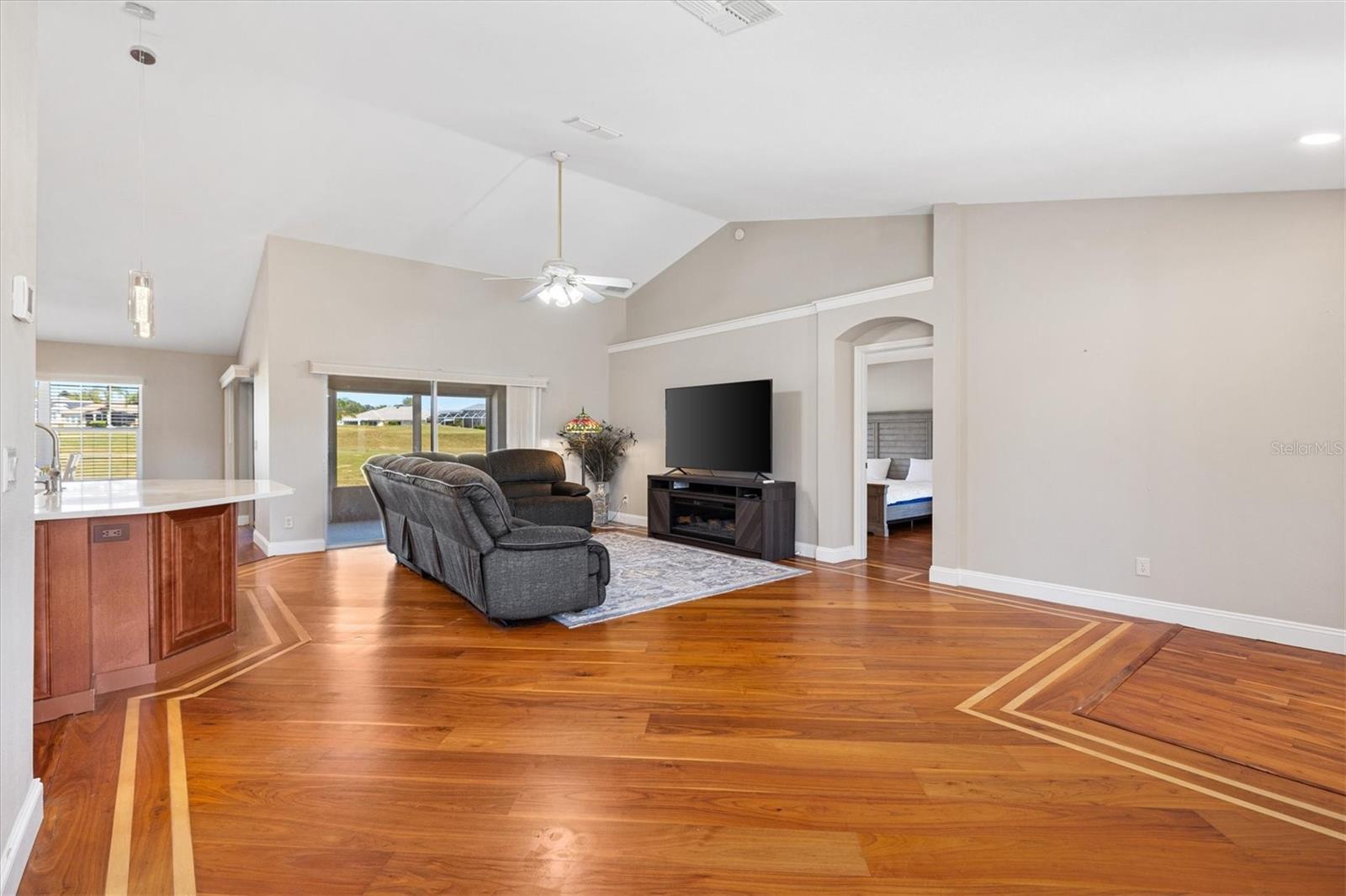 STONECREST - Residential