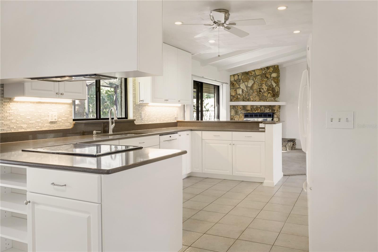 55 BAY HARBOUR DRIVE