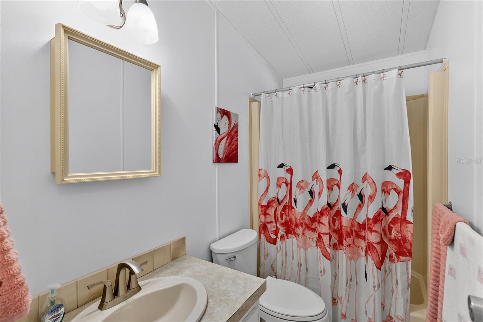 LA CASA MHP CO-OP - Residential