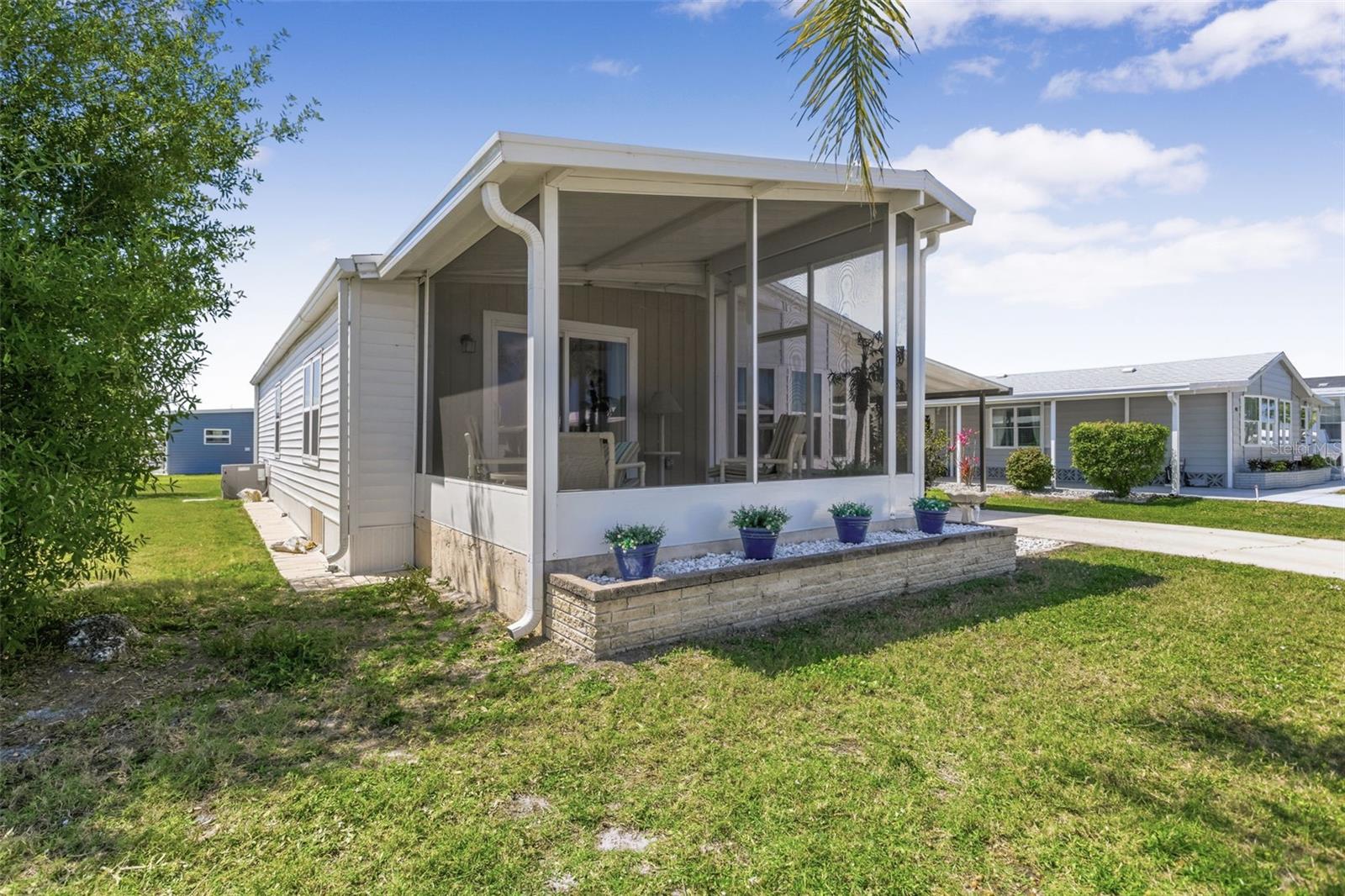 LA CASA MHP CO-OP - Residential