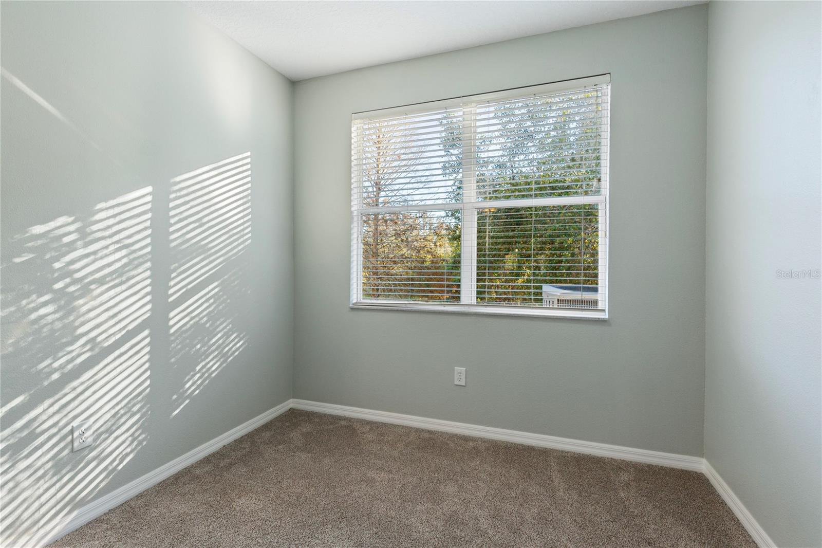 MEADOW POINTE III PARCEL UU - Residential