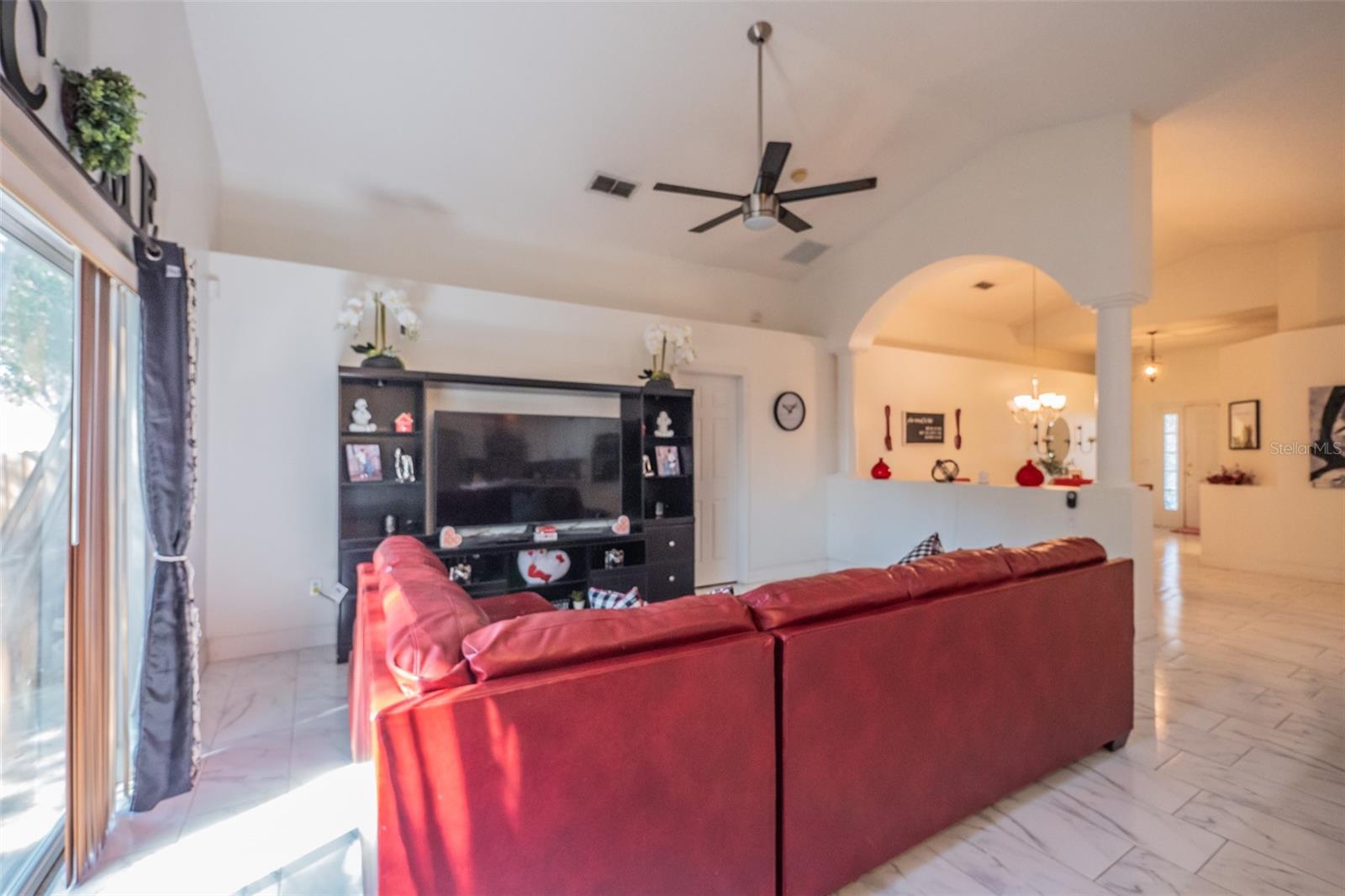 BLUE SPGS VILLAS - Residential