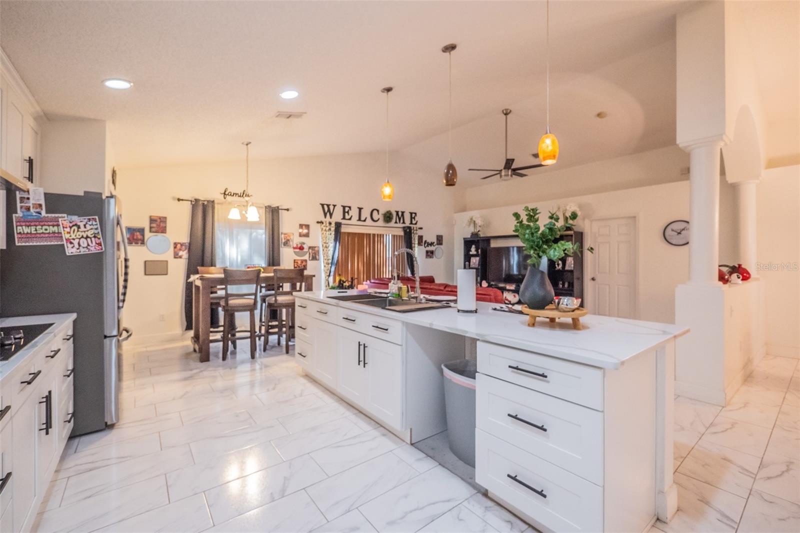 BLUE SPGS VILLAS - Residential