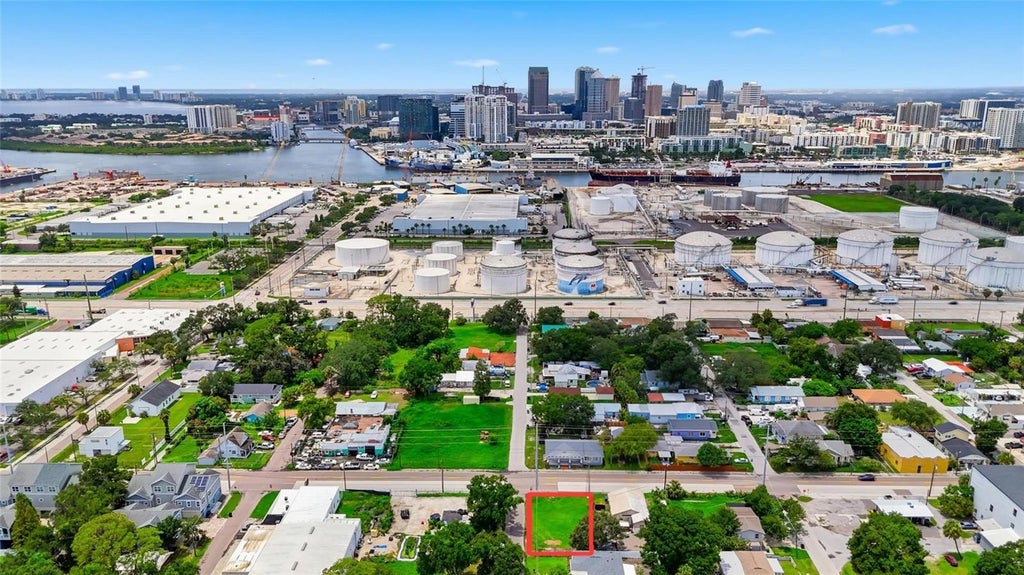 Photo of 510 S 22nd Street, Tampa, FL 33605 (MLS # O6443724)