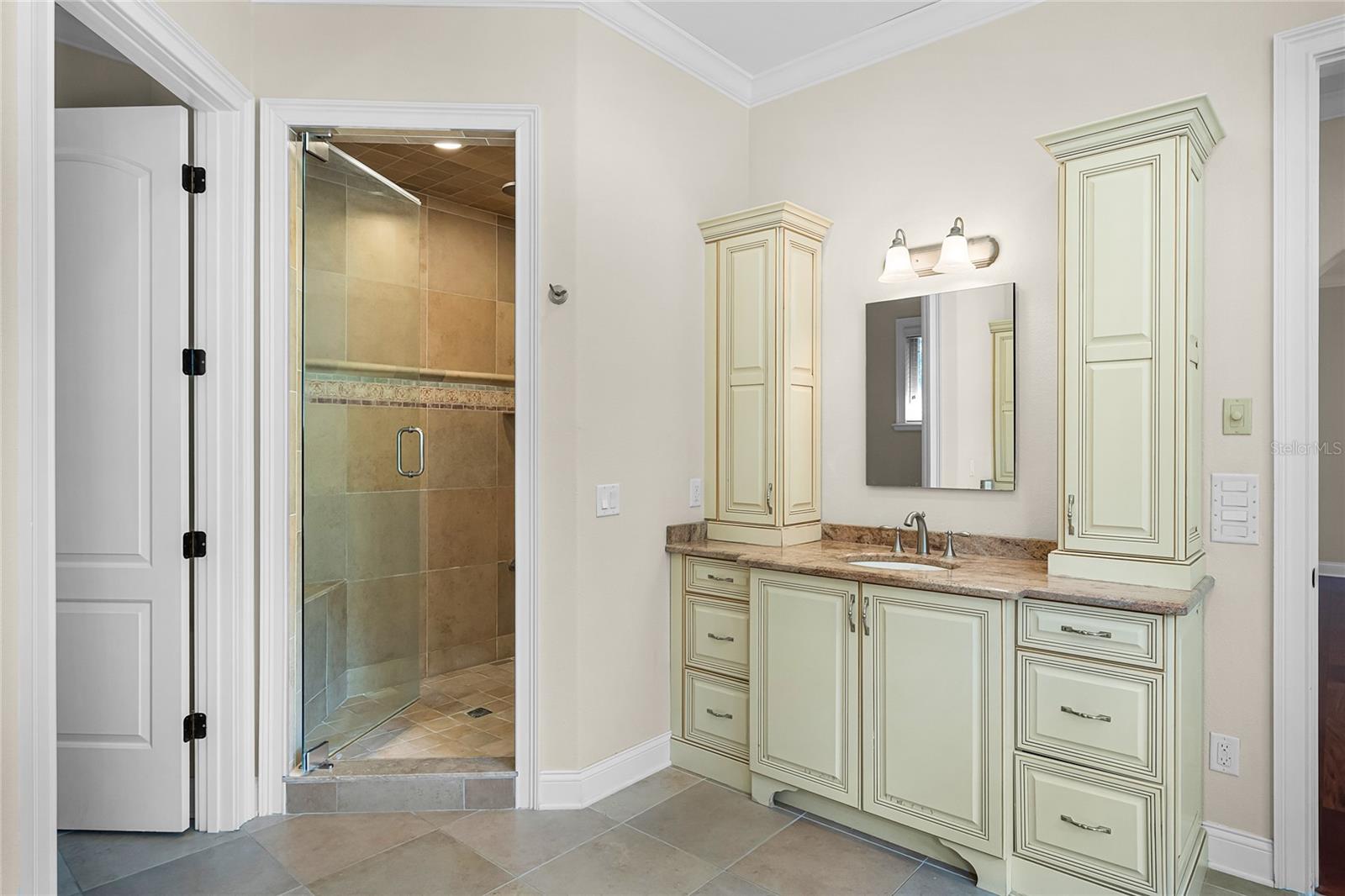 WINDSONG NORTH SHORE 43/74 - Residential