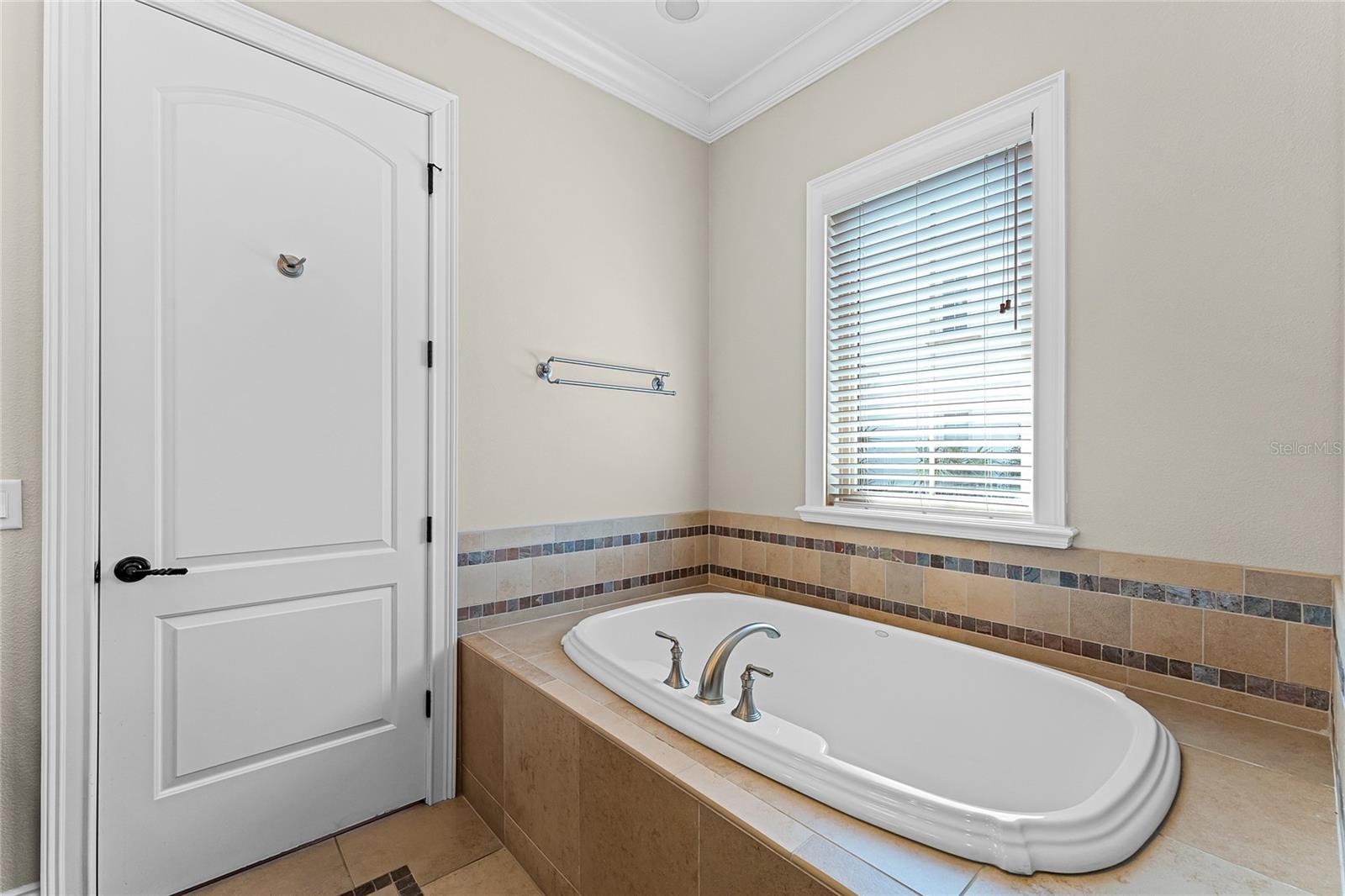 WINDSONG NORTH SHORE 43/74 - Residential