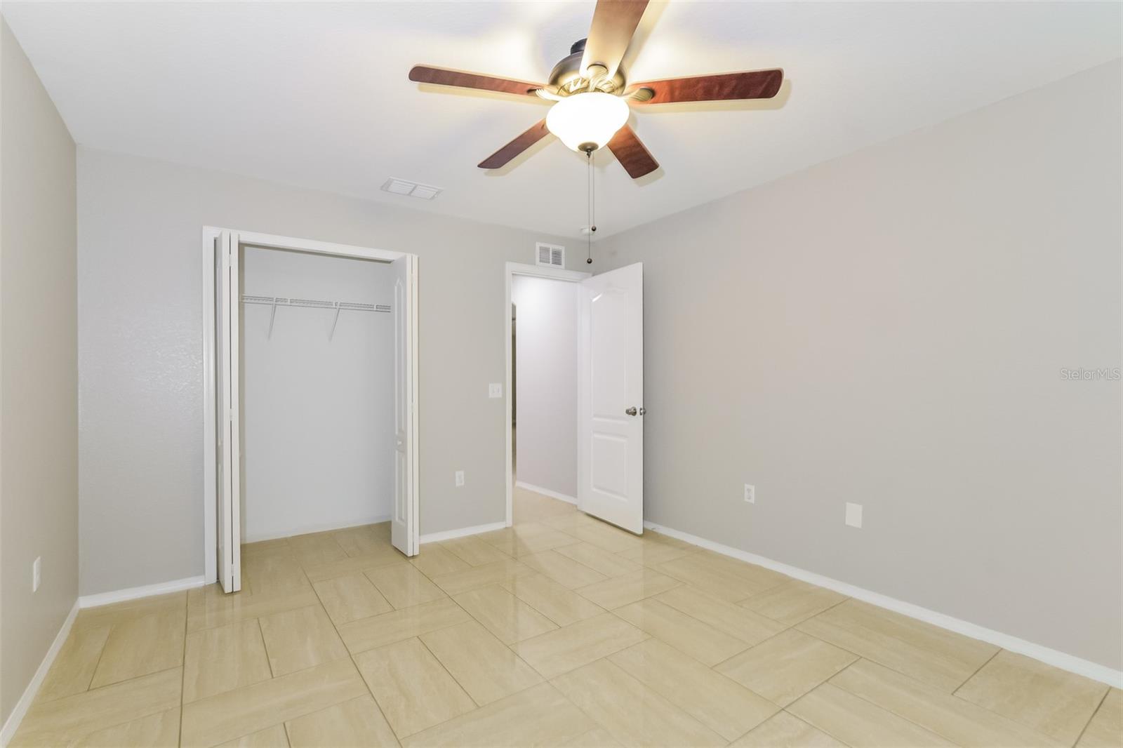 SHORES AT LAKE SEARS - Residential