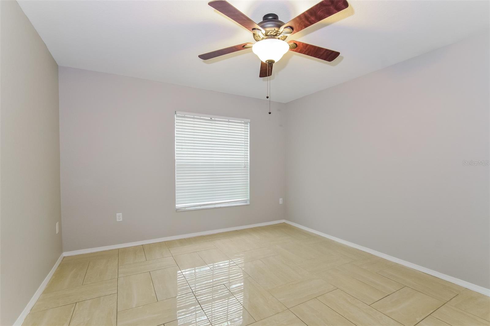 SHORES AT LAKE SEARS - Residential