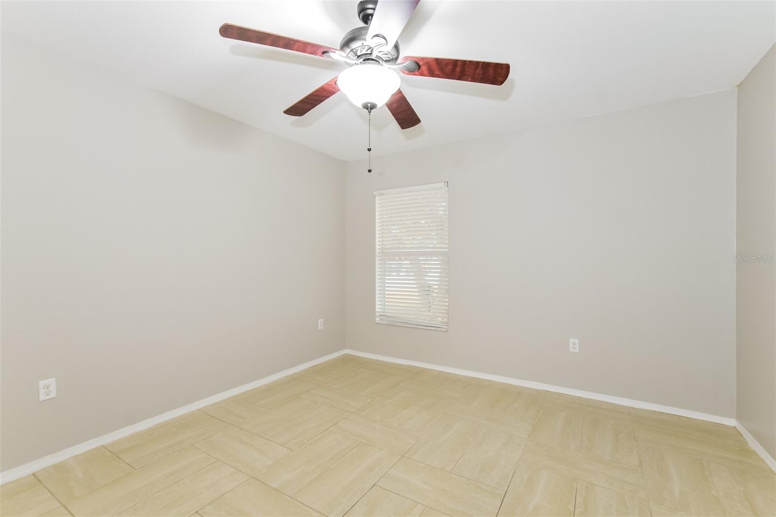 SHORES AT LAKE SEARS - Residential