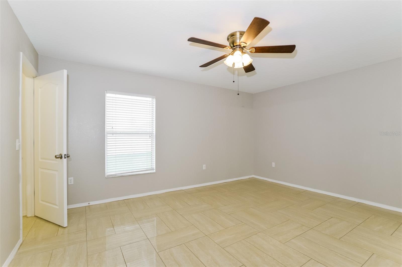 SHORES AT LAKE SEARS - Residential