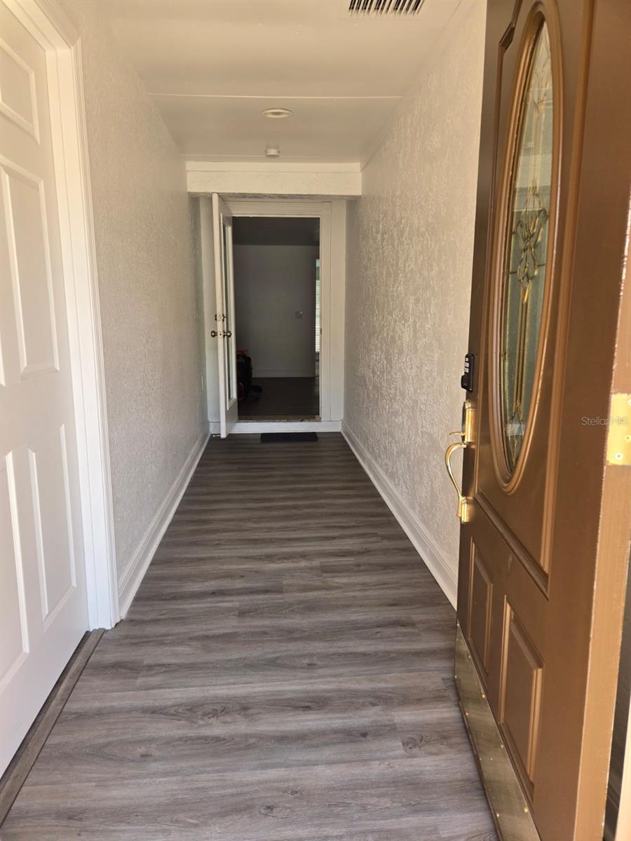 7517 BROOKHAVEN COURT