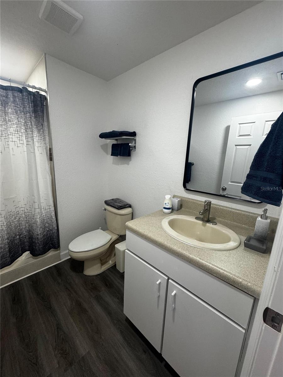 TOWNN COUNTRY PARK SEC 9 UN 04 - Residential