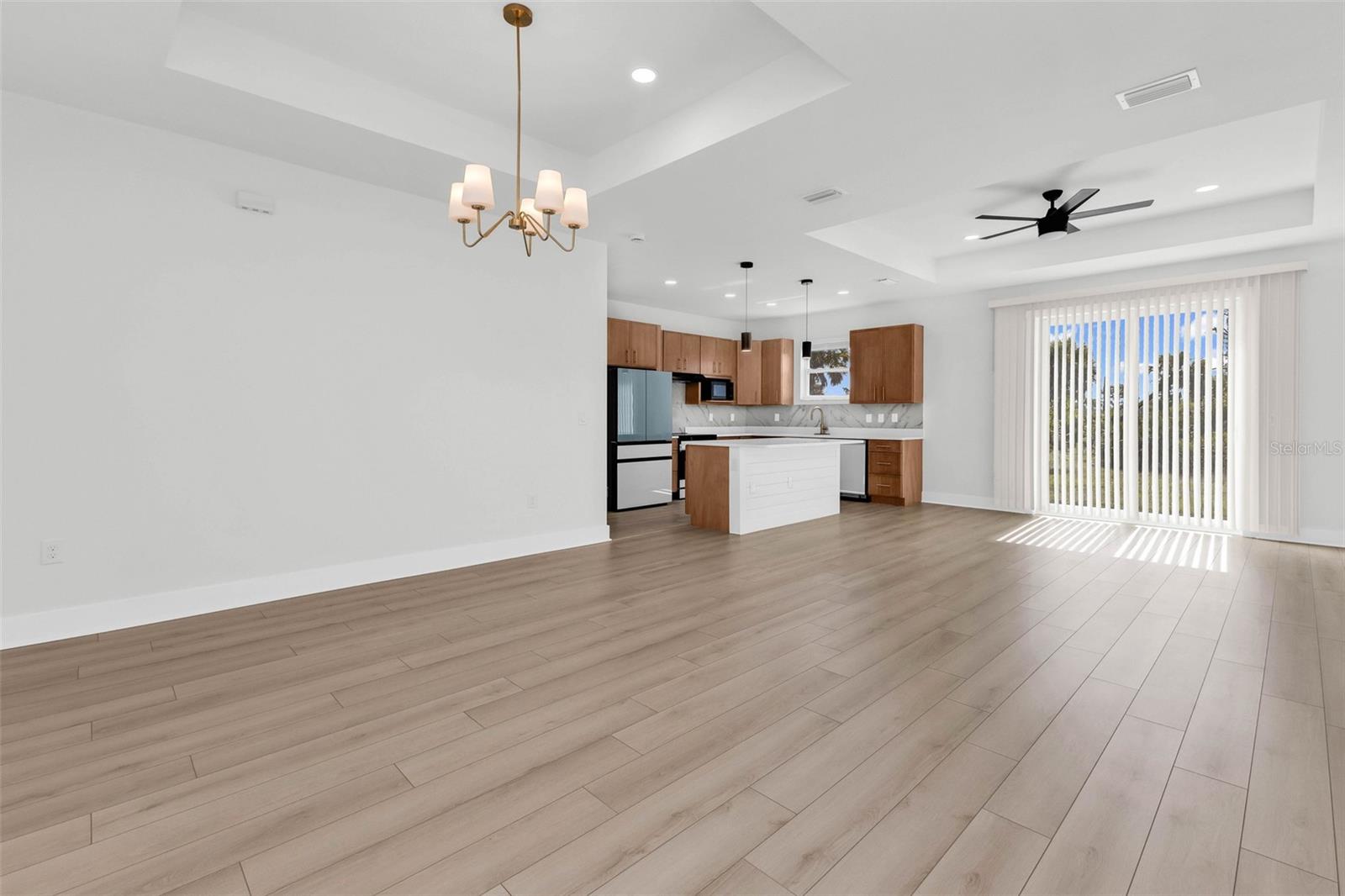 ROTONDA SANDS - Residential