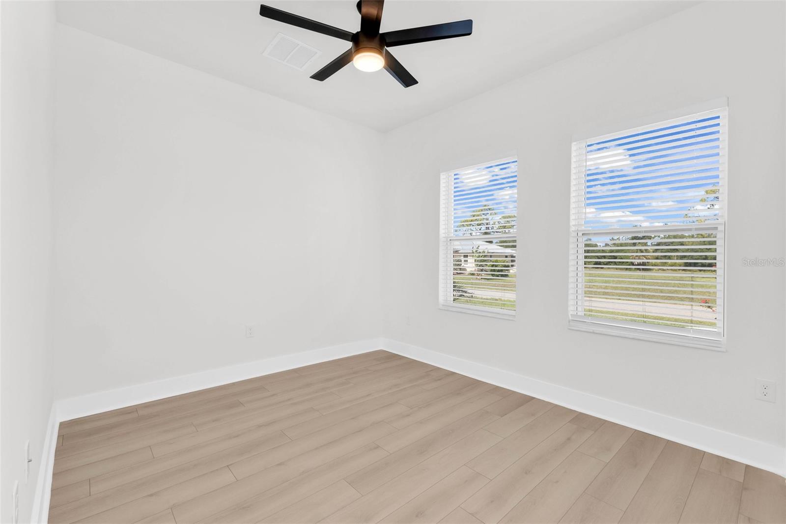 ROTONDA SANDS - Residential