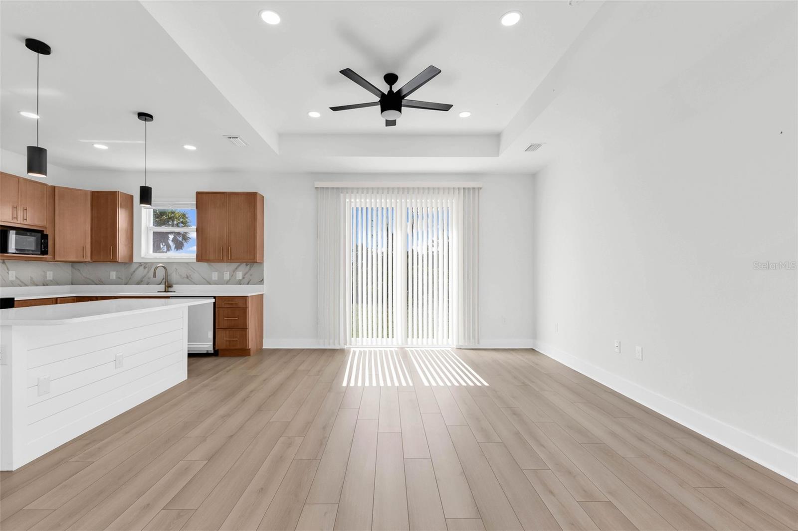 ROTONDA SANDS - Residential