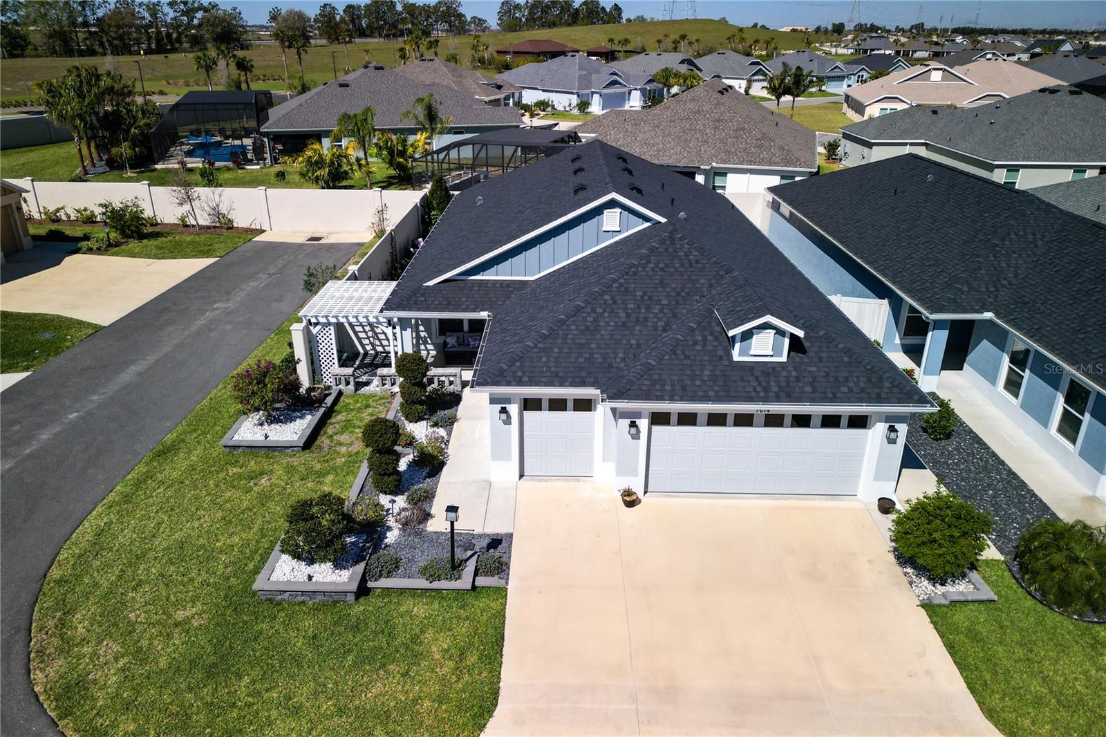 7014 ELAINE COURT
