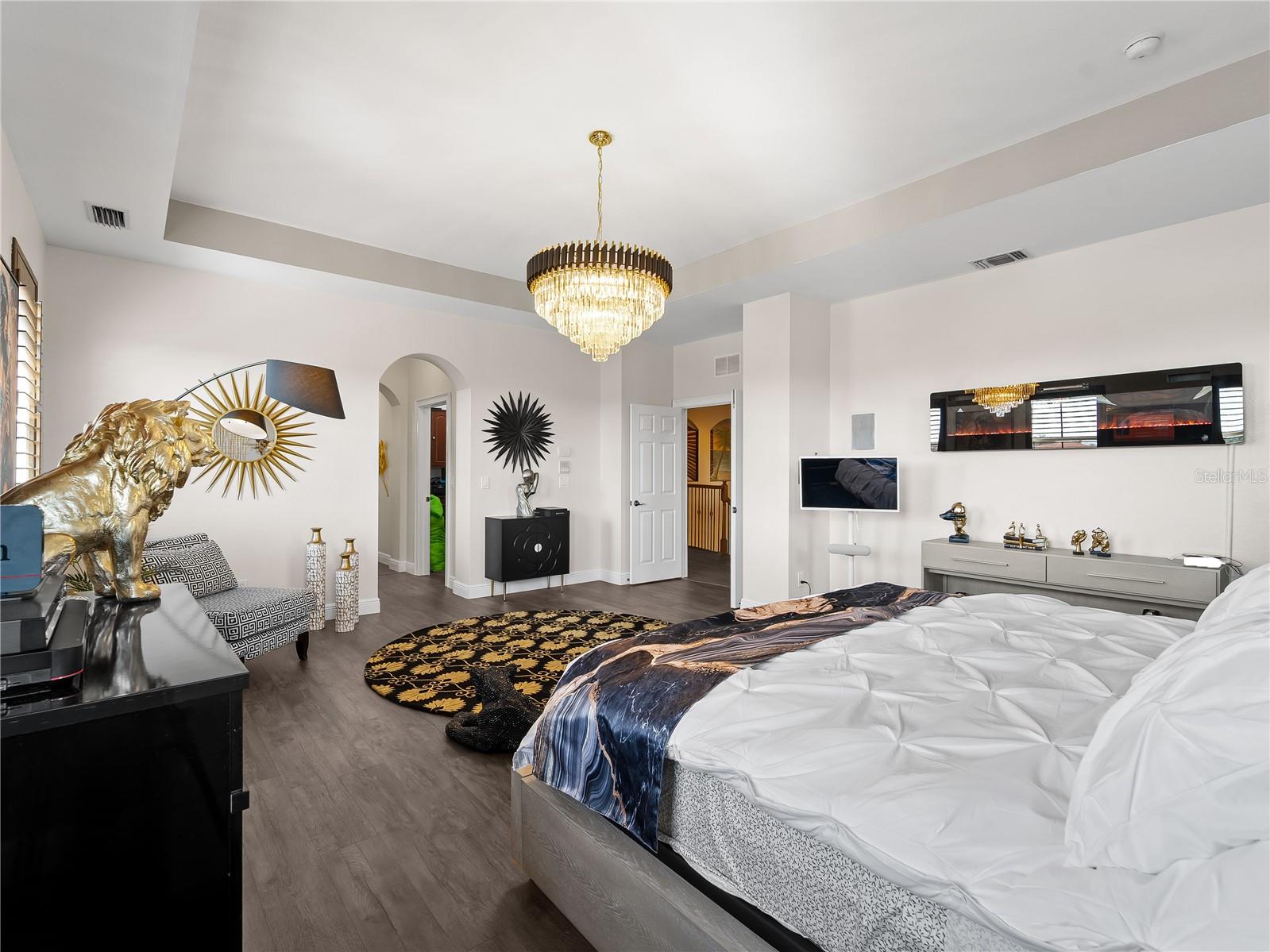 RIVER CLUB - Residential