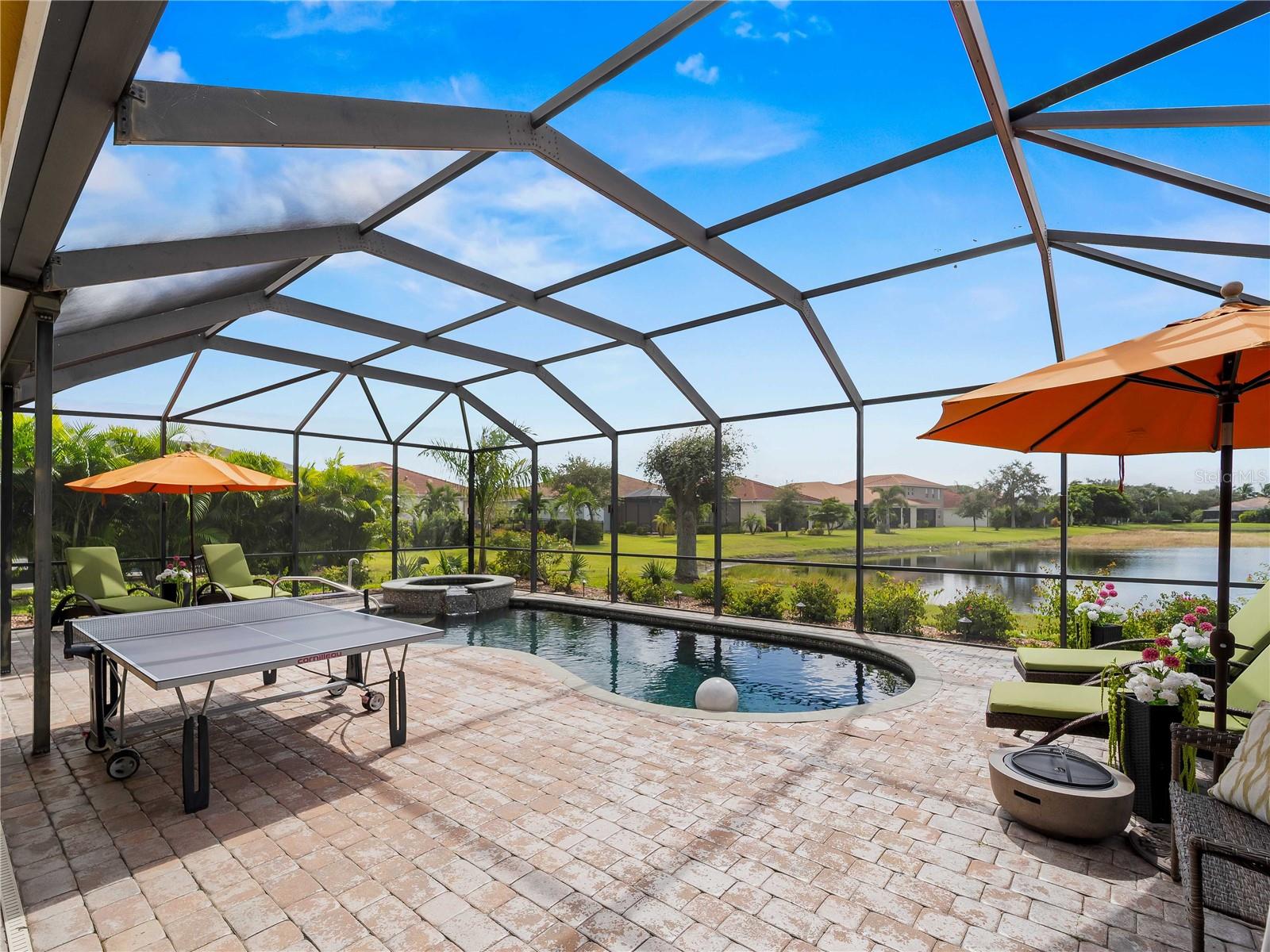 RIVER CLUB - Residential