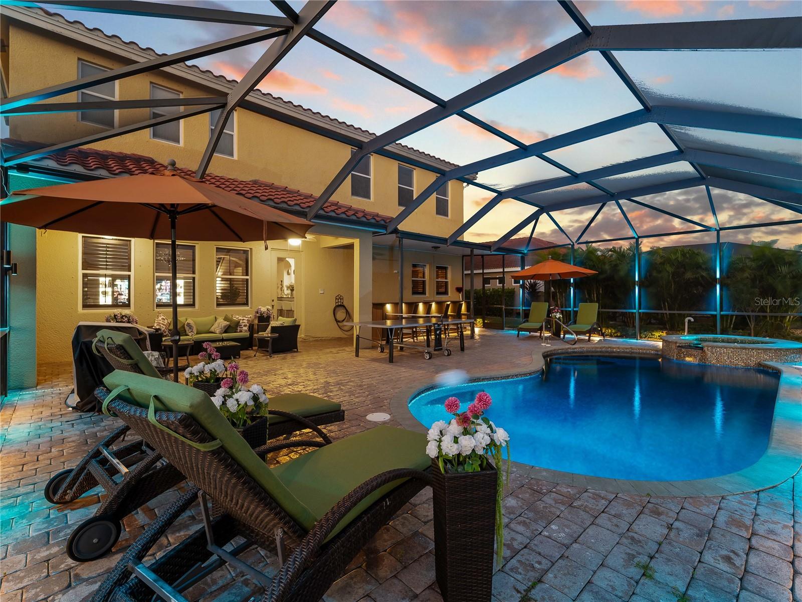 RIVER CLUB - Residential
