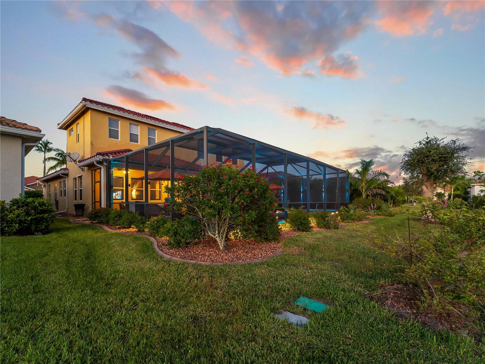 RIVER CLUB - Residential