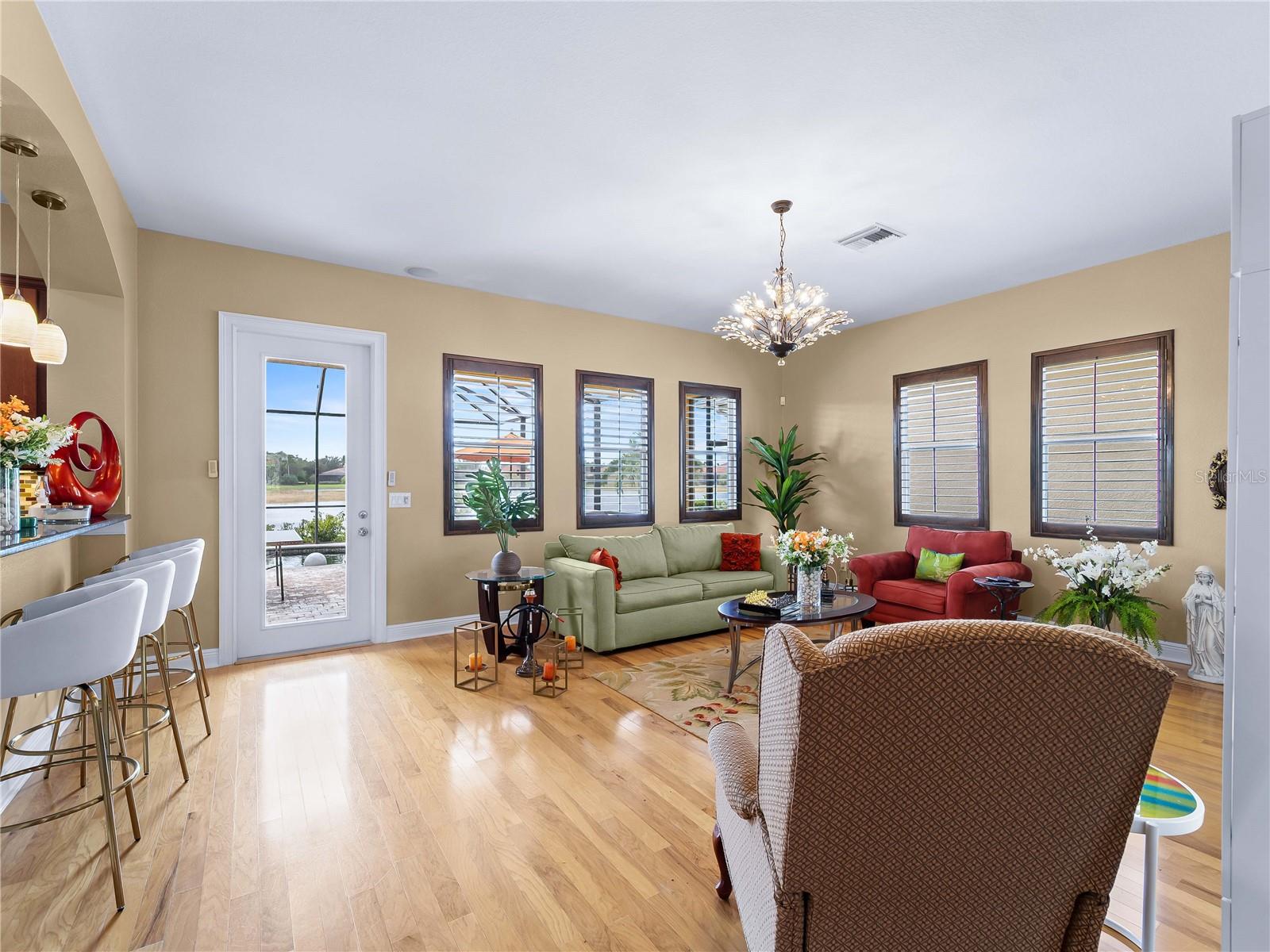 RIVER CLUB - Residential